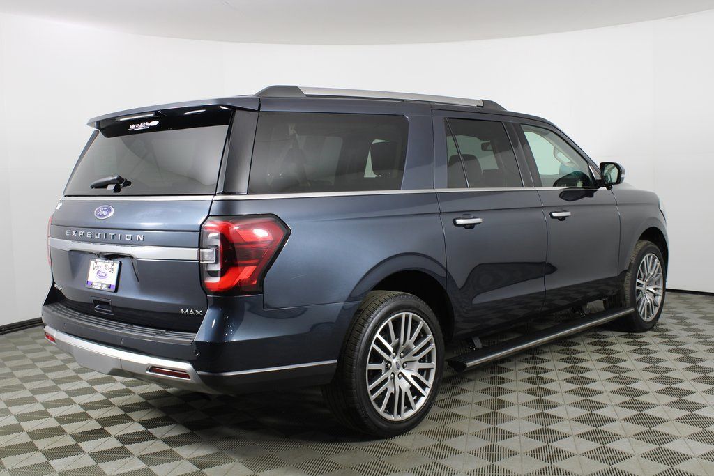 2022 Ford Expedition MAX Limited photo 4