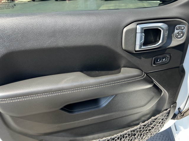2022 Jeep Gladiator Overland photo 6