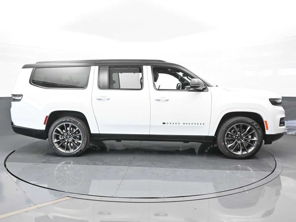 2024 Jeep Grand Wagoneer L II photo 2