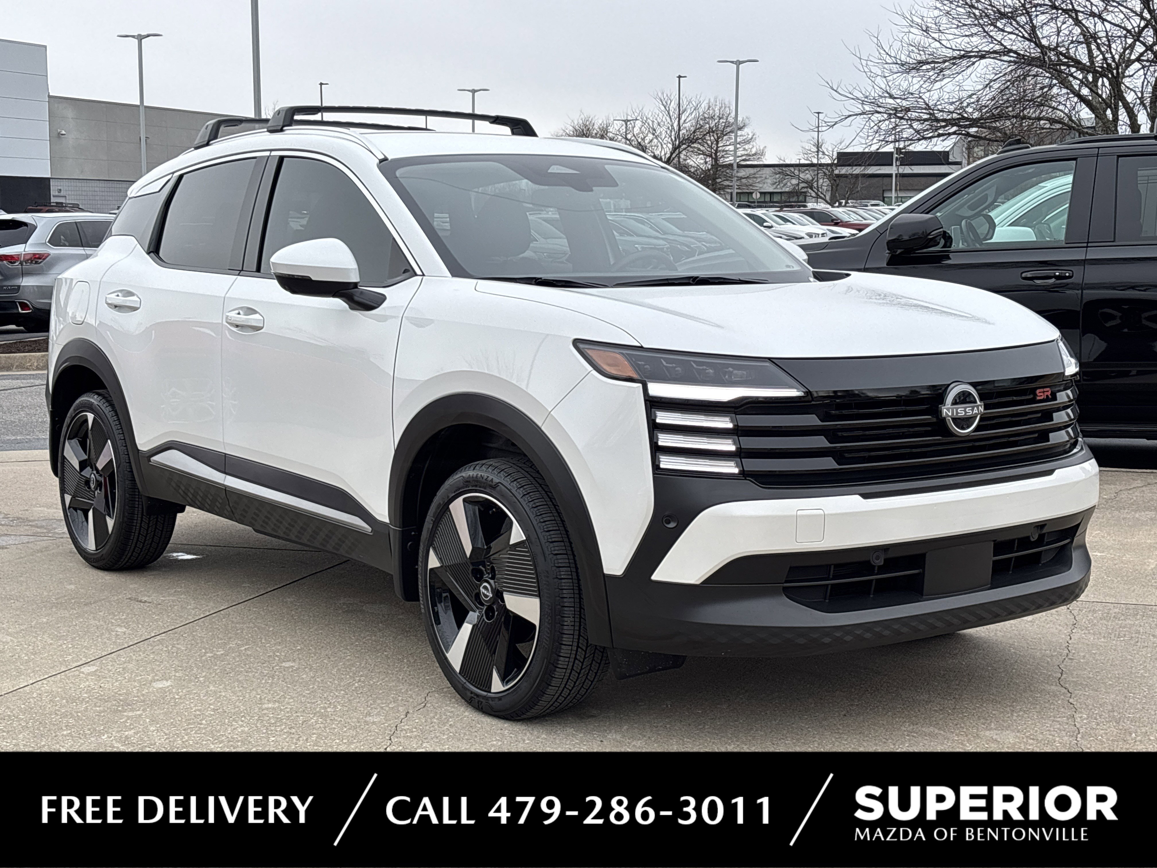 2025 Nissan Kicks SR