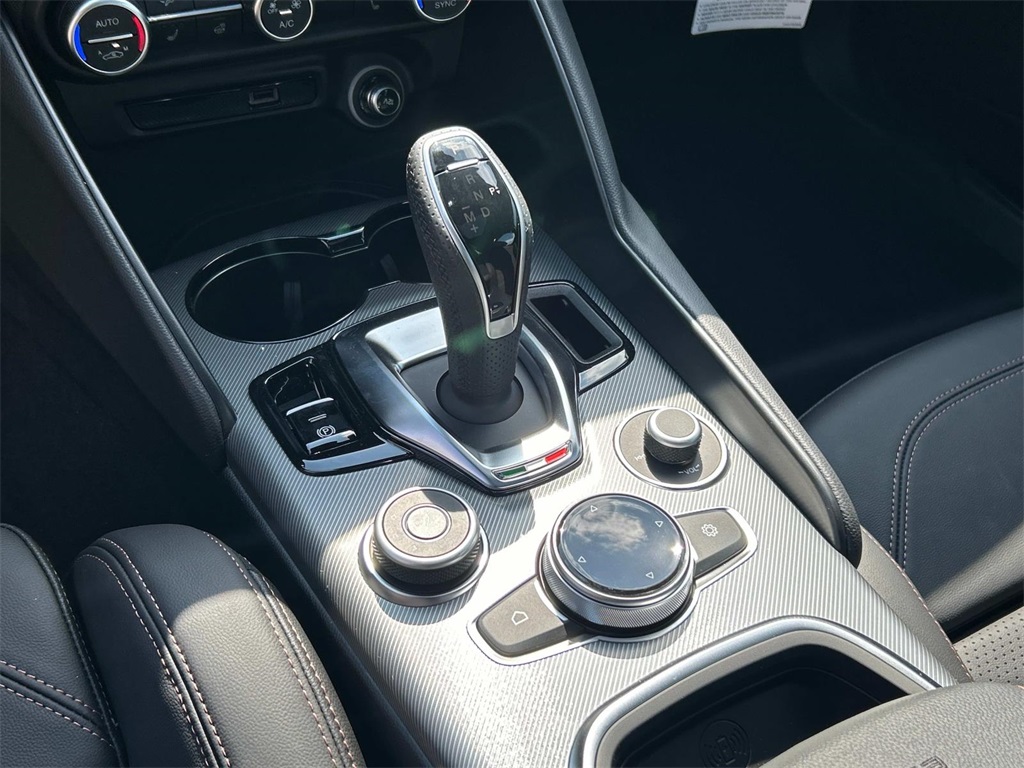 2025 Alfa Romeo Giulia SPRINT photo 24