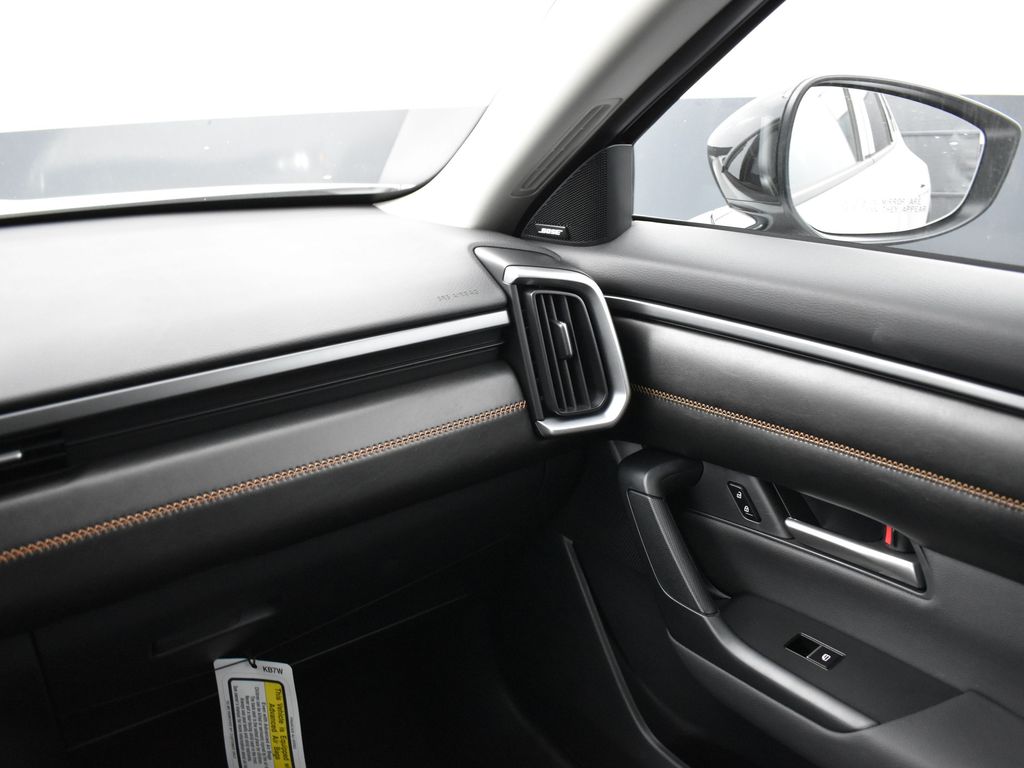 2025 Mazda CX-50 Premium photo 10