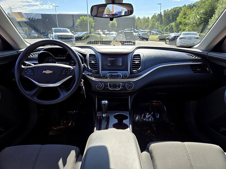 2016 Chevrolet Impala LS photo 10