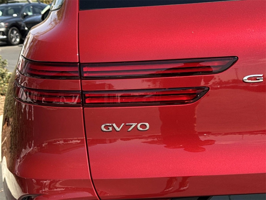 2026 Genesis GV70 2.5T Sport Prestige photo 13