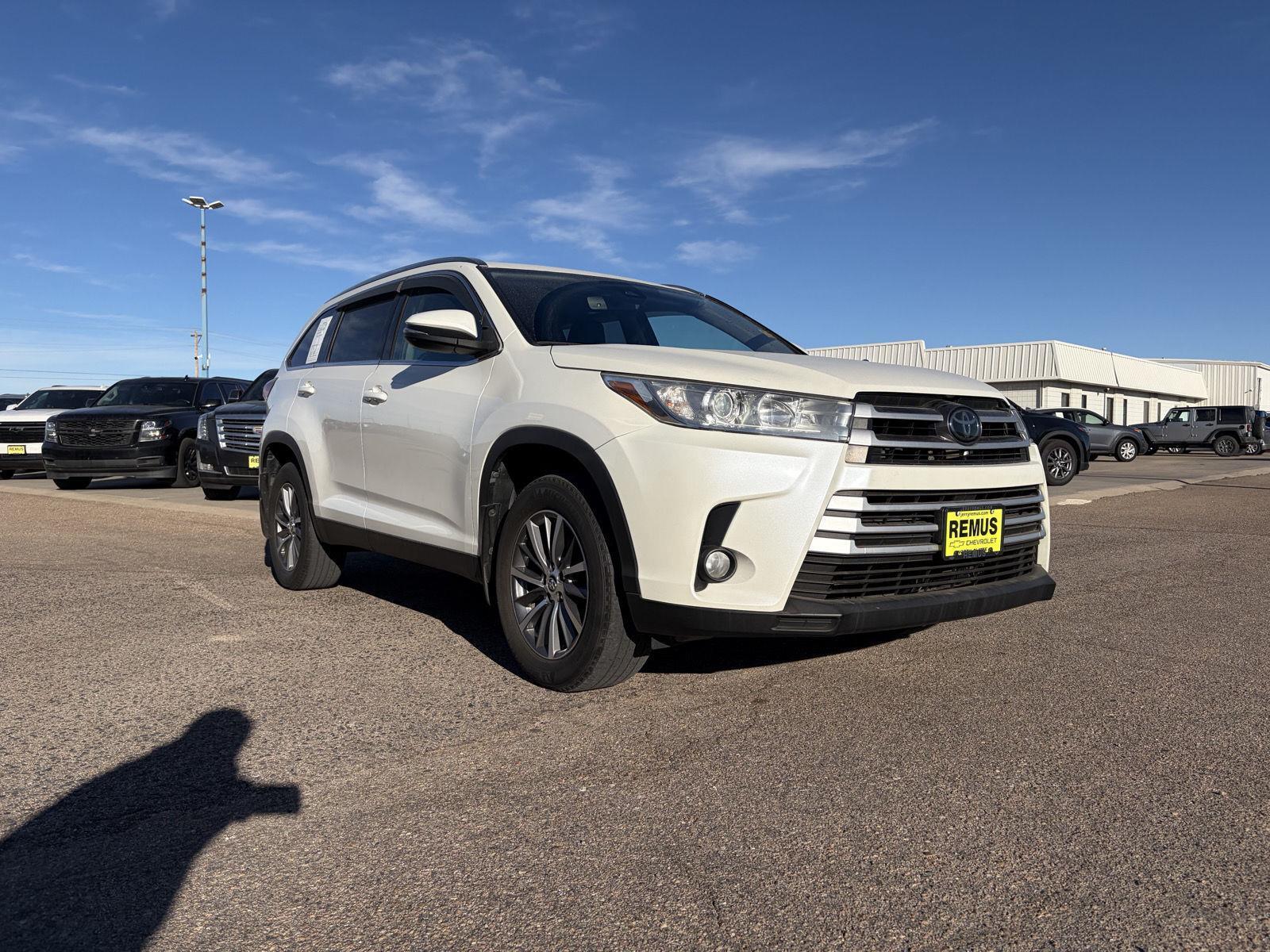 2019 Toyota Highlander XLE's photo