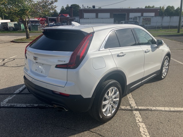2020 Cadillac XT4 Luxury photo 3