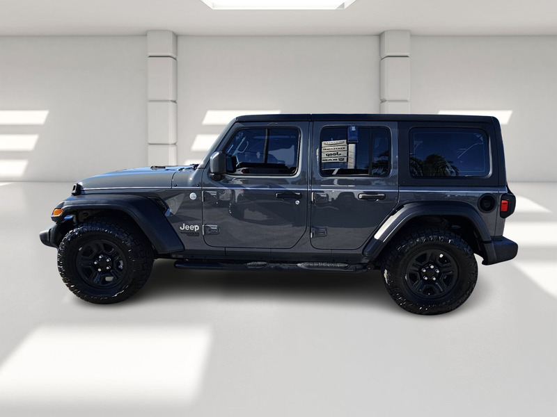 2018 Jeep Wrangler Unlimited Sport photo 2