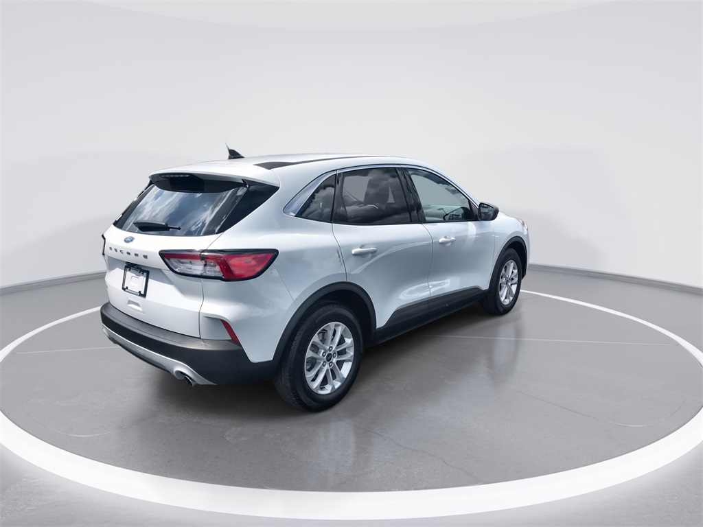 2022 Ford Escape SE photo 8