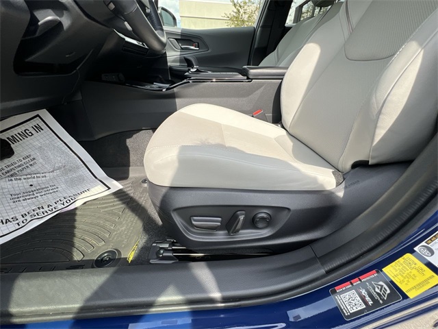 2024 Toyota Prius XLE photo 4
