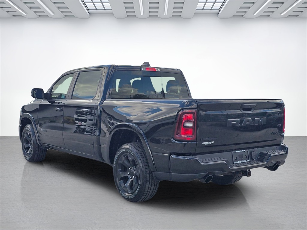 2025 Ram 1500 Big Horn Lone Star photo 4