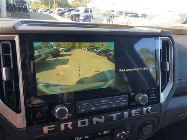 2025 Nissan Frontier Crew Cab SV photo 14