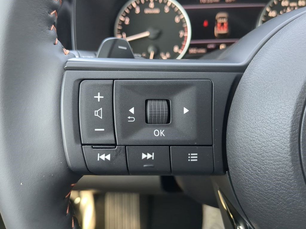2025 Nissan Pathfinder Rock Creek photo 23