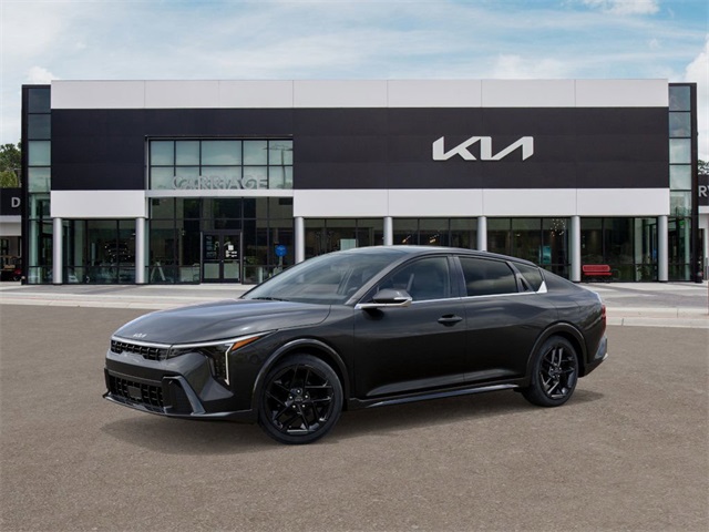 2025 Kia K4 GT-Line Turbo photo 3