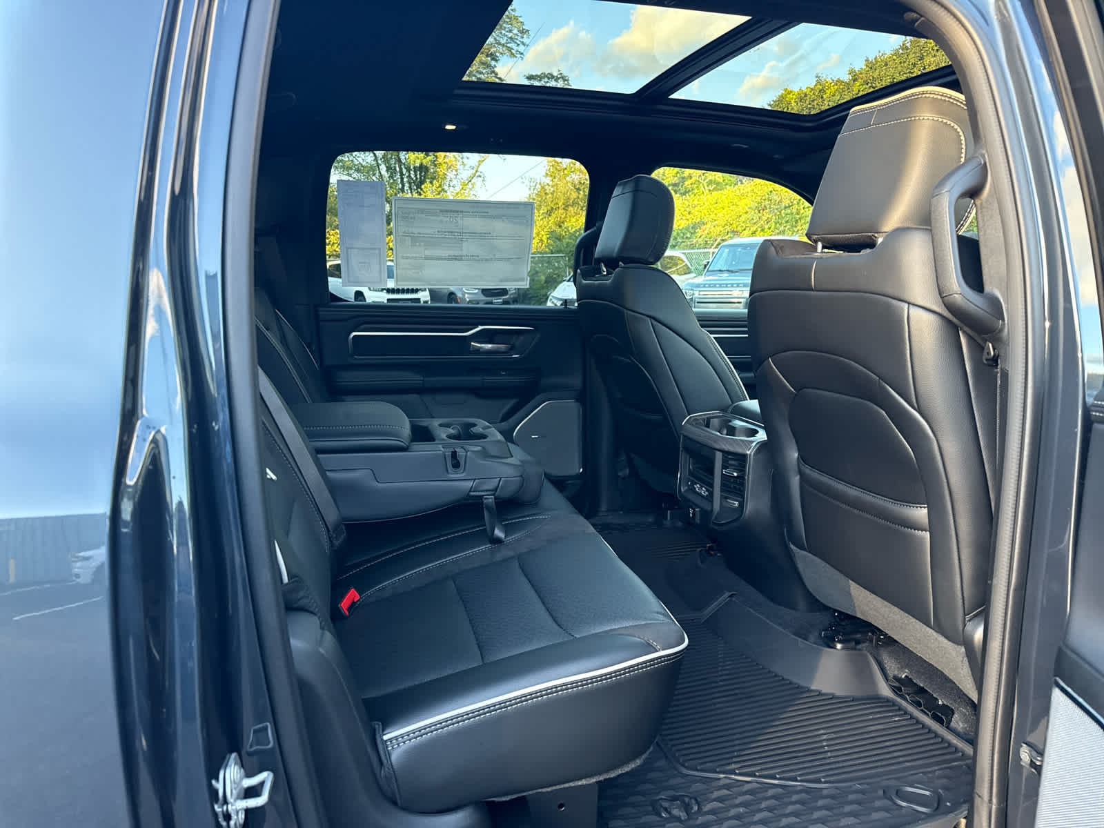2026 Ram 1500 Laramie photo 23
