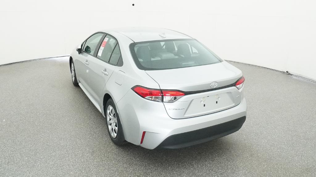 2025 Toyota Corolla LE photo 14