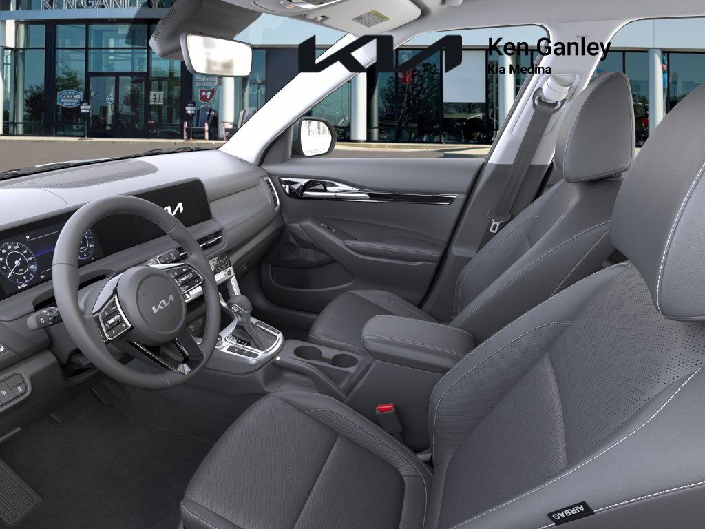 2026 Kia Seltos EX photo 16
