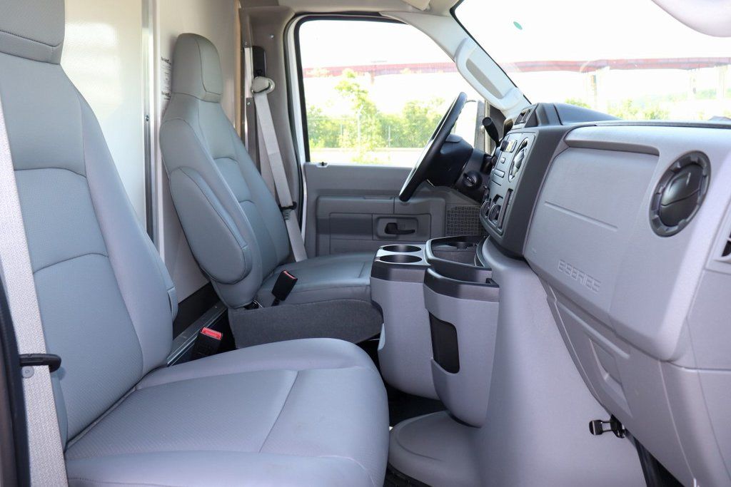 2026 Ford E-350 Base photo 16