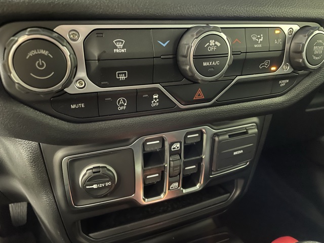 2025 Jeep Wrangler Sport S photo 27