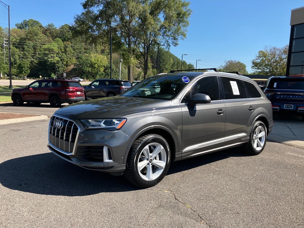 2021 Audi Q7 45 Premium photo 5