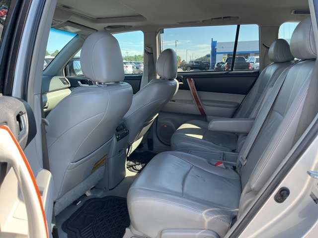 2010 Toyota Highlander Limited photo 11