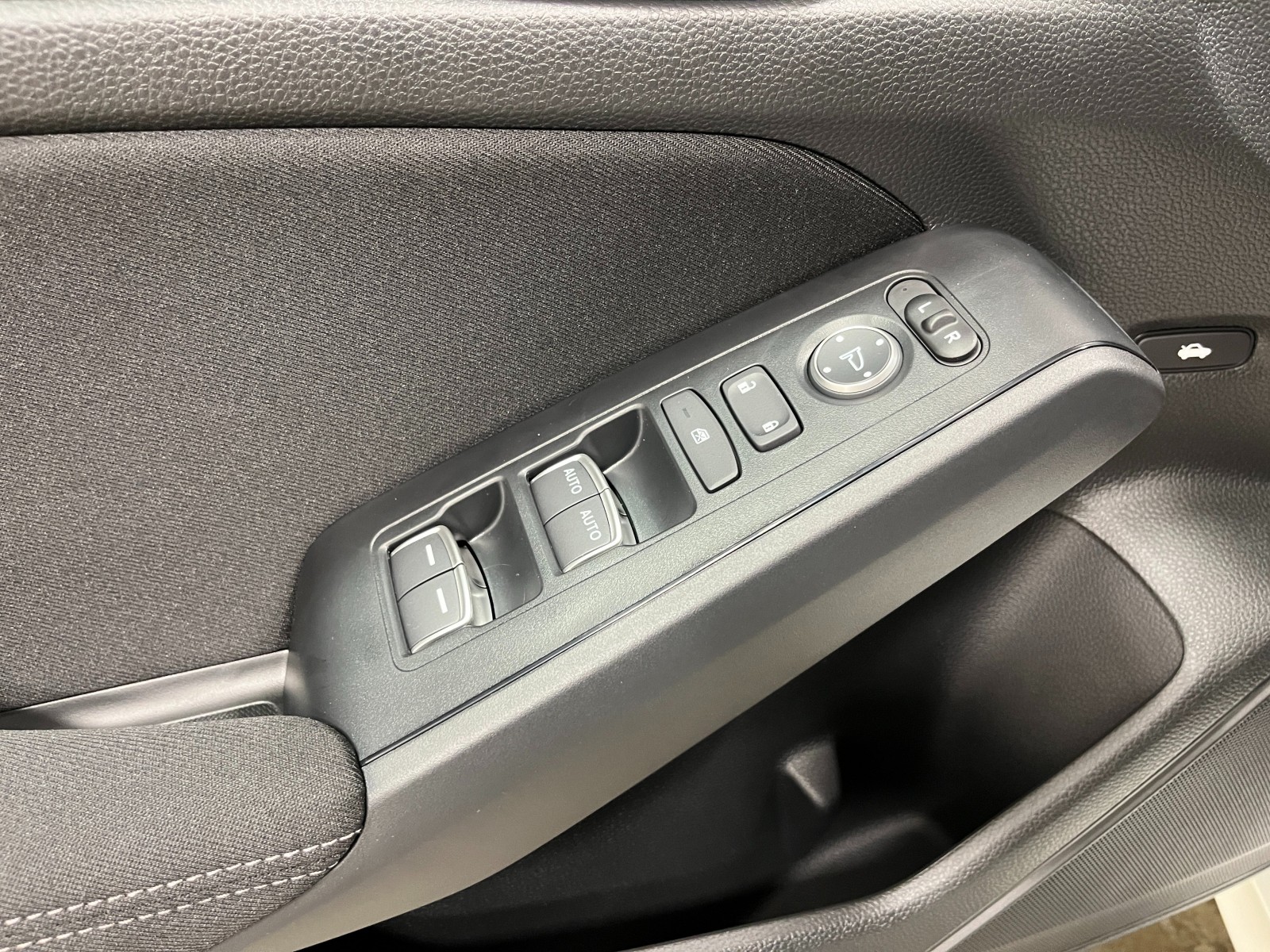 2026 Honda Civic Hybrid Sport photo 11