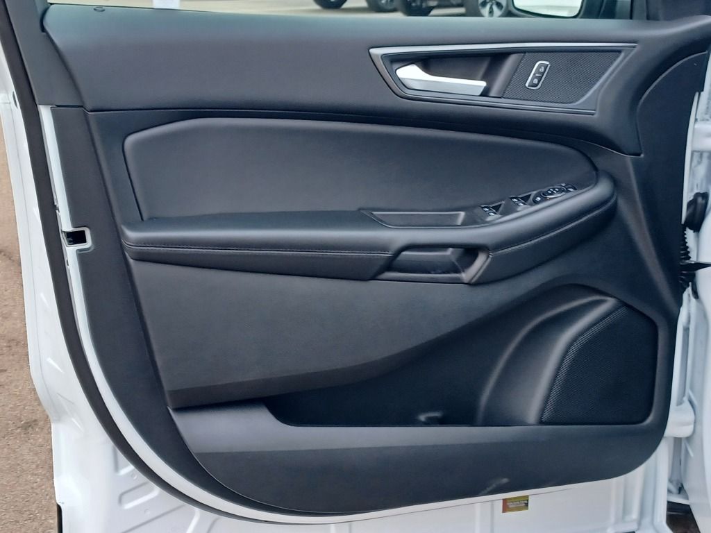 2024 Ford Edge SE photo 19