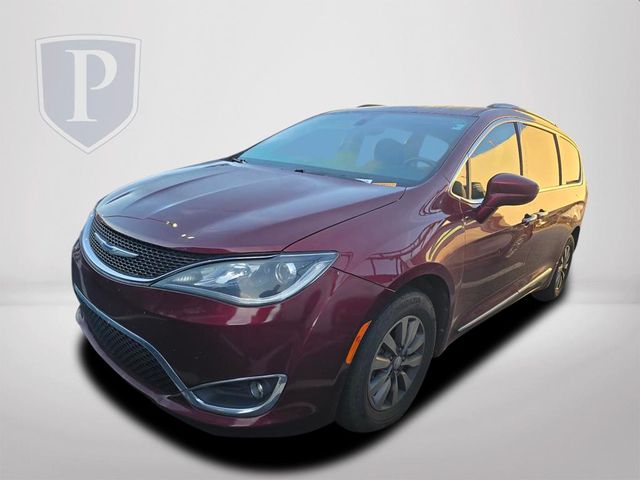 2019 Chrysler Pacifica Touring Plus photo 2