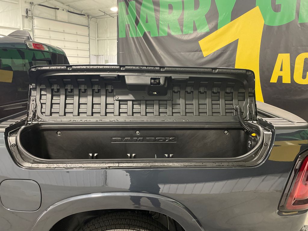 2026 Ram 1500 Big Horn photo 4