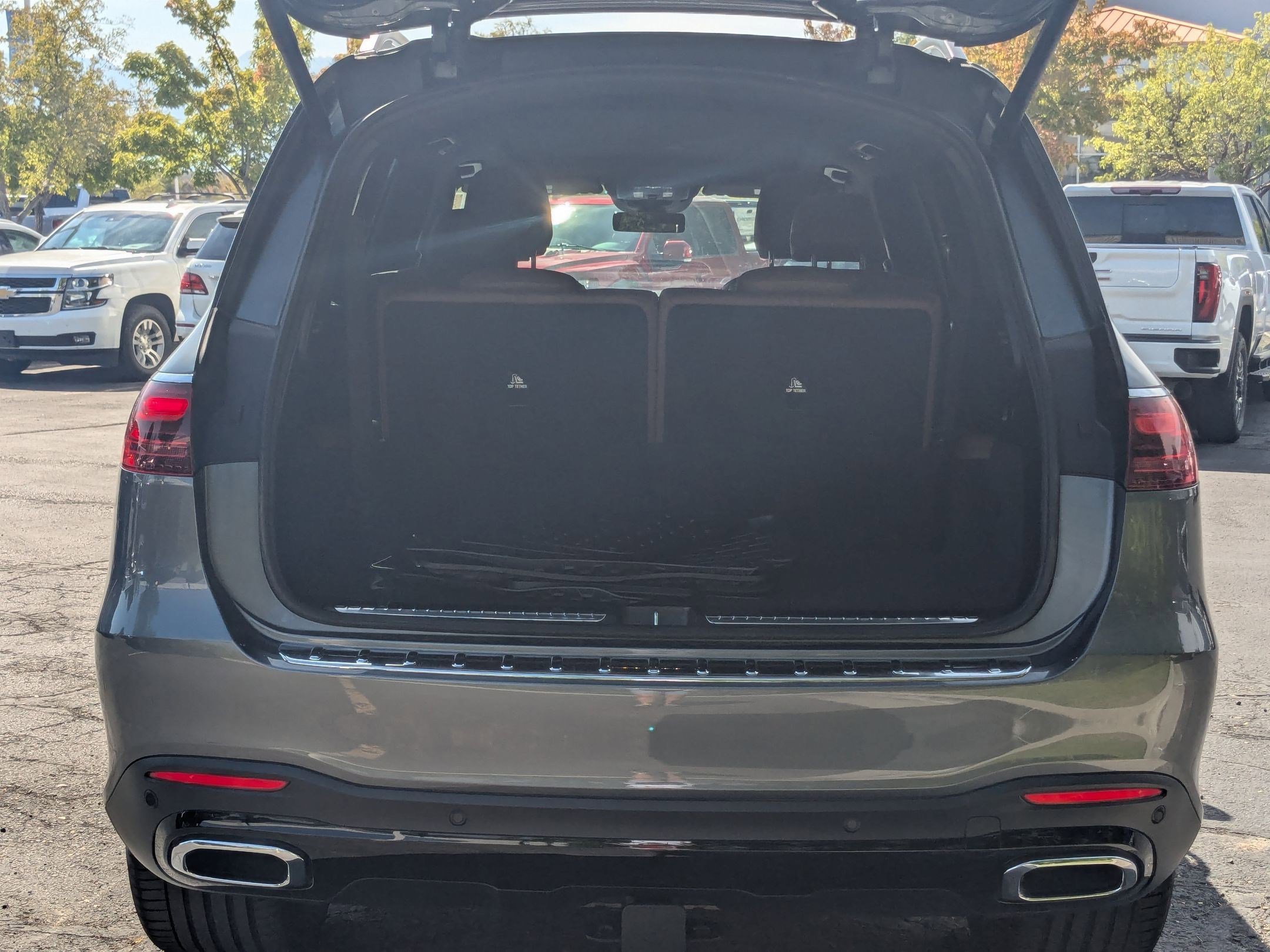 2024 Mercedes Benz GLS 450 4MATIC photo 23