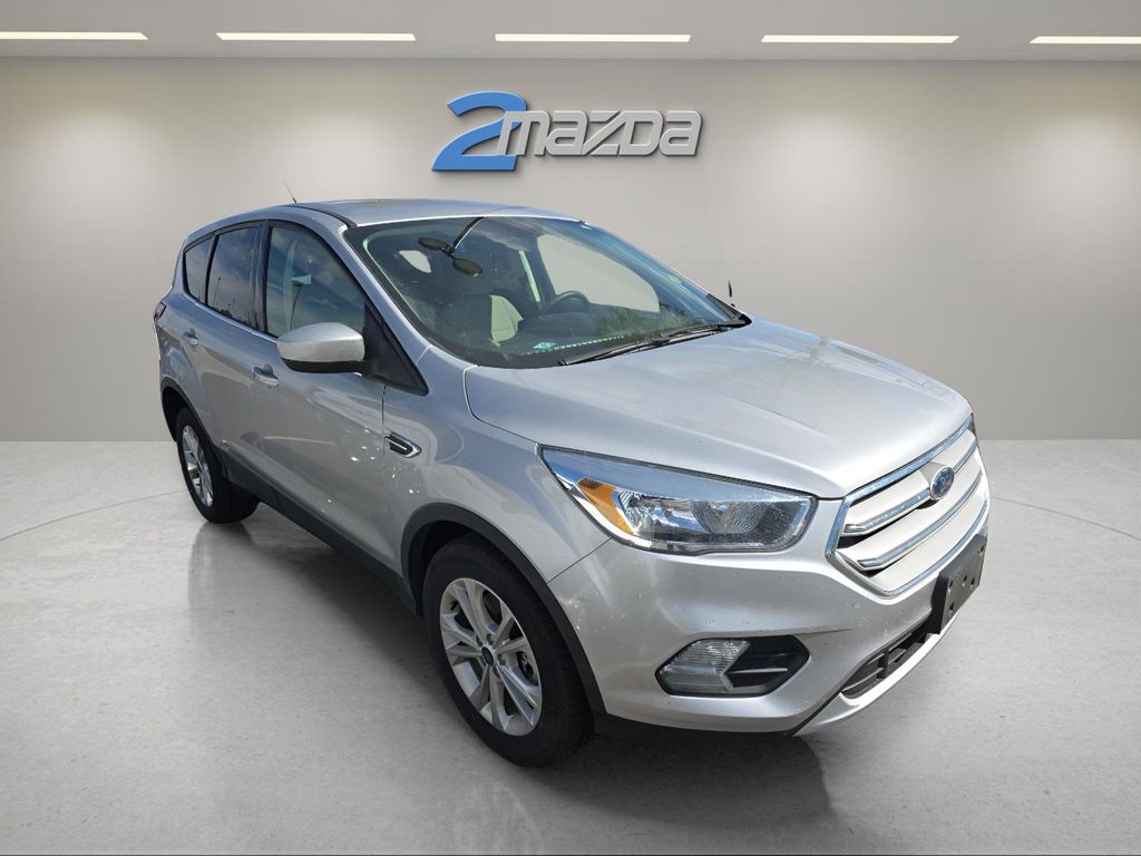 2019 Ford Escape SE photo 6