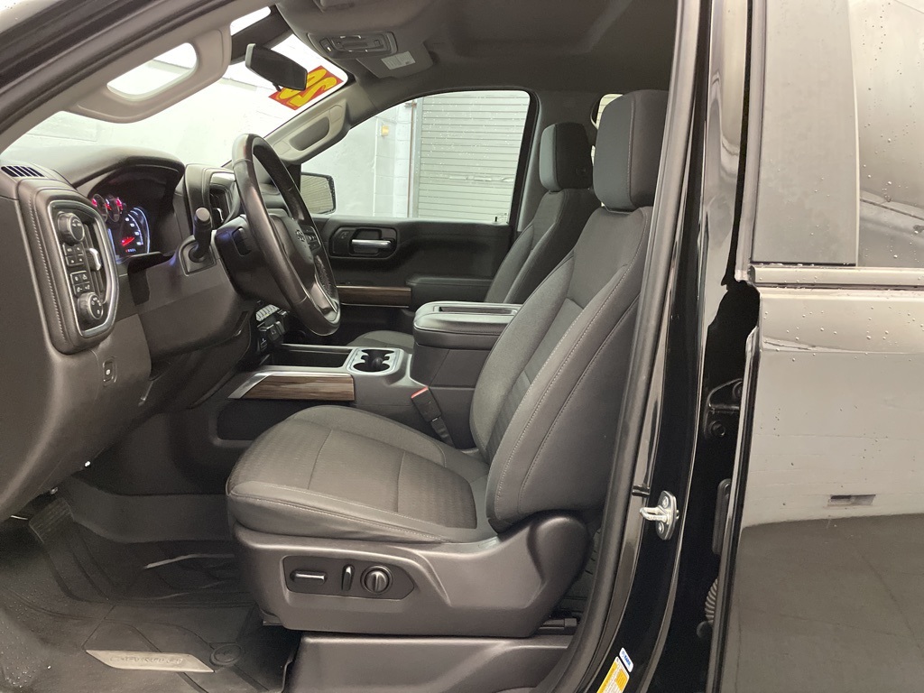2020 Chevrolet Silverado 1500 RST photo 14