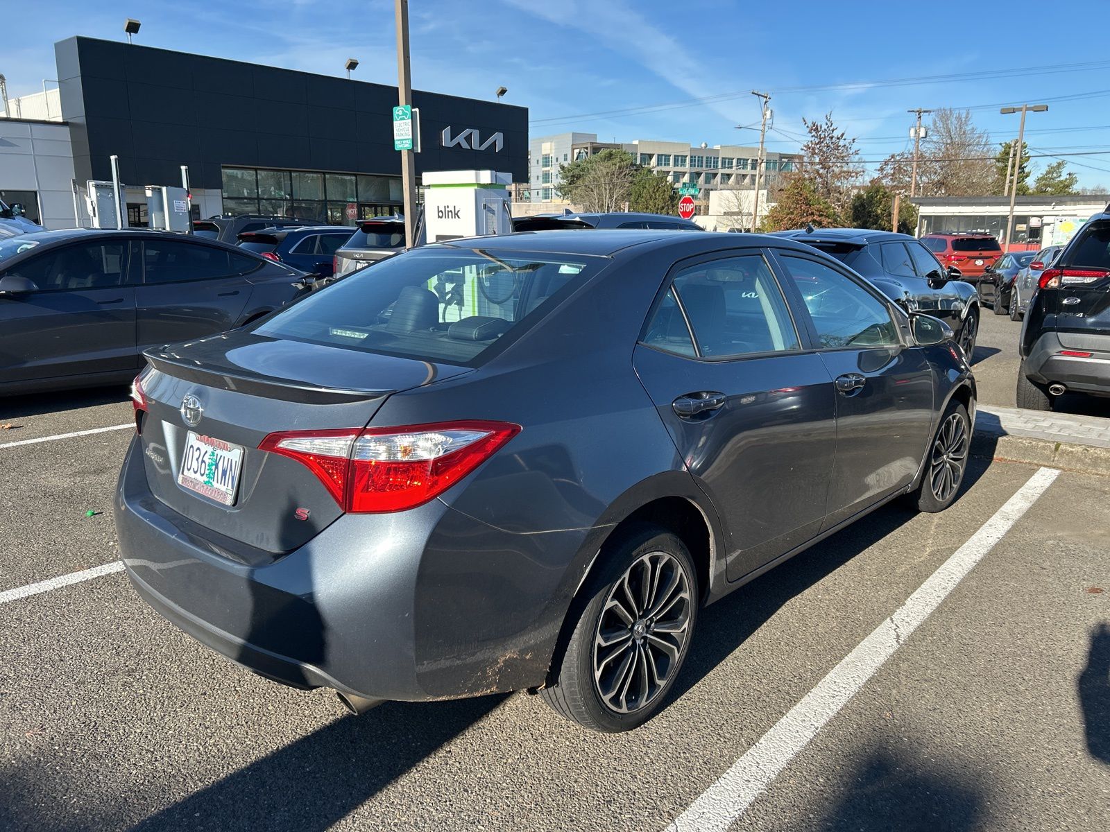 2016 Toyota Corolla Plus photo 3