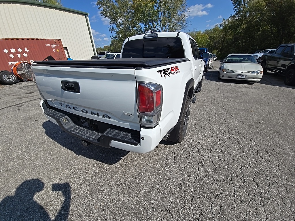2021 Toyota Tacoma TRD Off-Road photo 6
