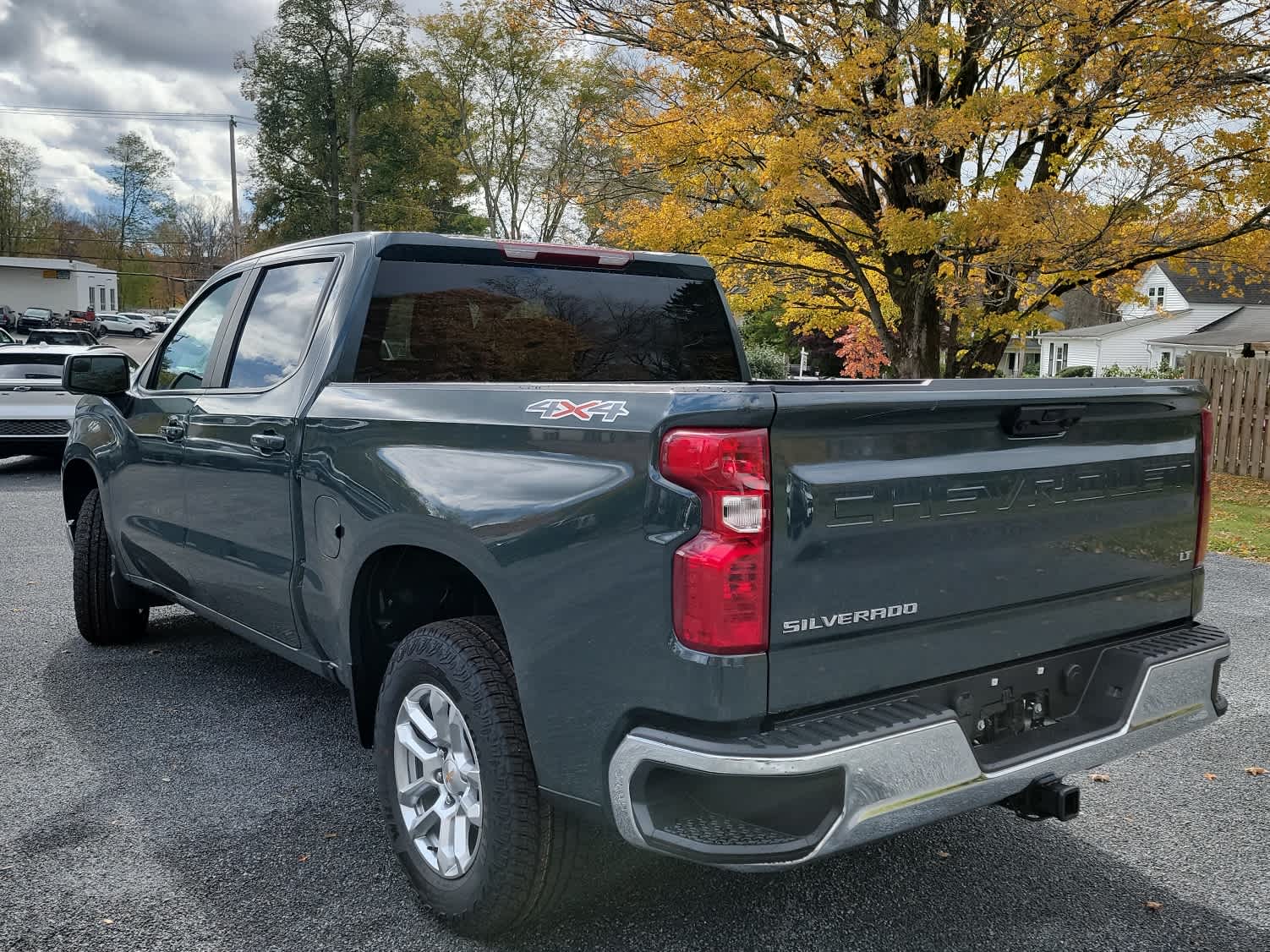 2026 Chevrolet Silverado 1500 LT photo 2