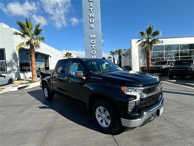 2023 Chevrolet Silverado 1500 LT's photo