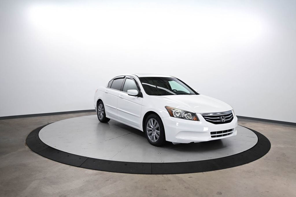 Used 2011 Honda Accord EX-L with VIN 1HGCP2F82BA036644 for sale in Huntersville, NC