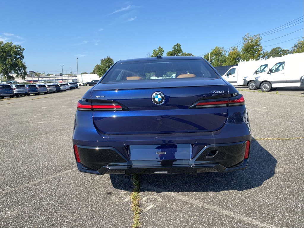 2026 Bmw 740i xDrive photo 2