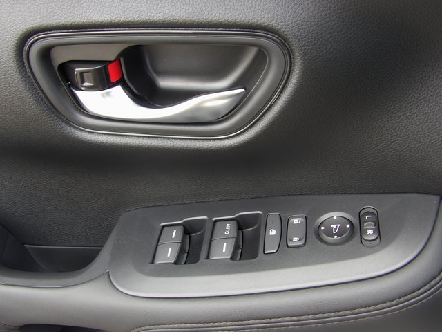 2026 Honda HR-V LX photo 15