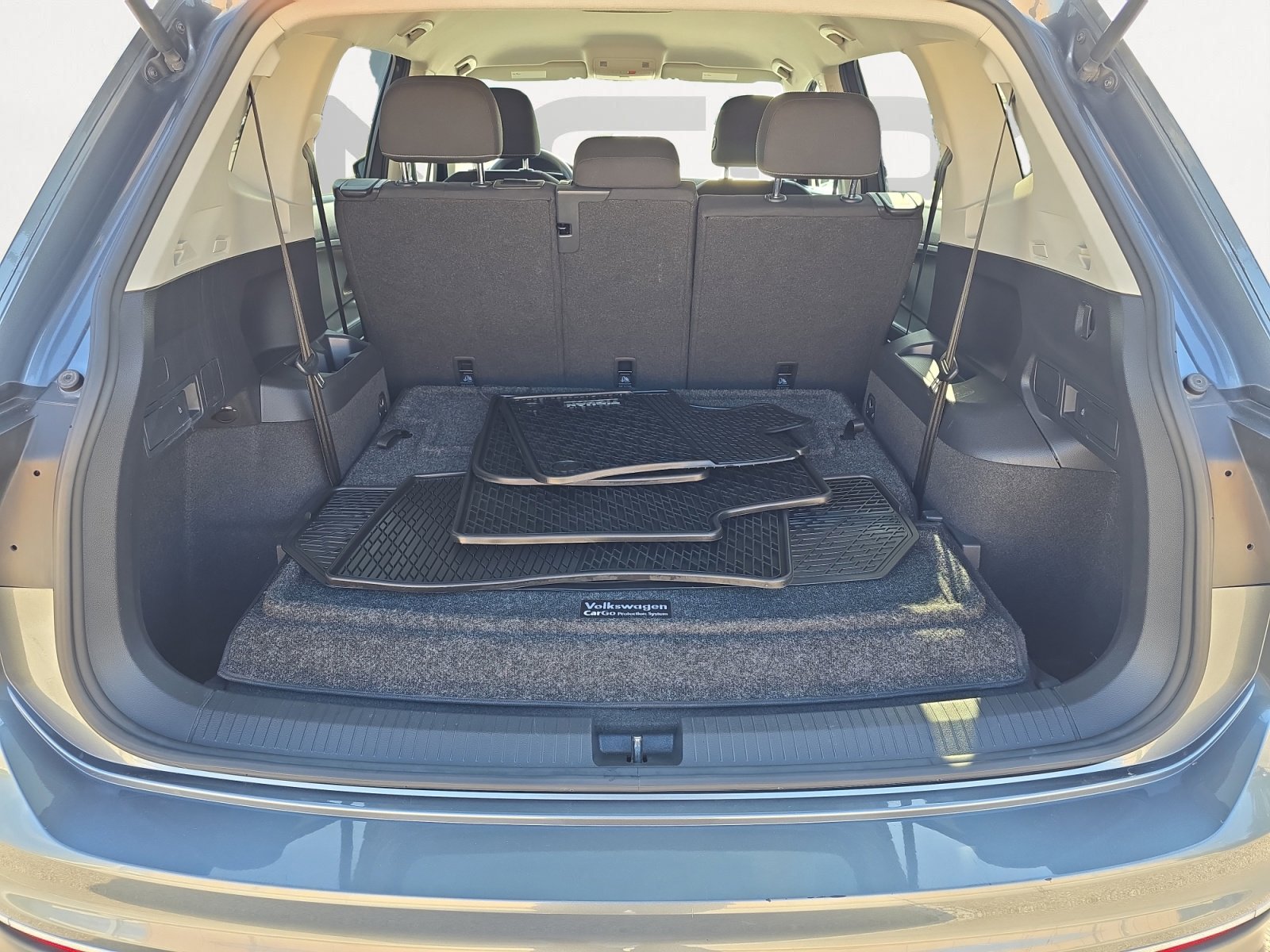 2022 Volkswagen Tiguan S photo 9
