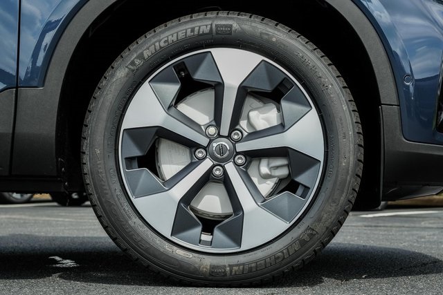 2026 Volvo XC40 AWD photo 15