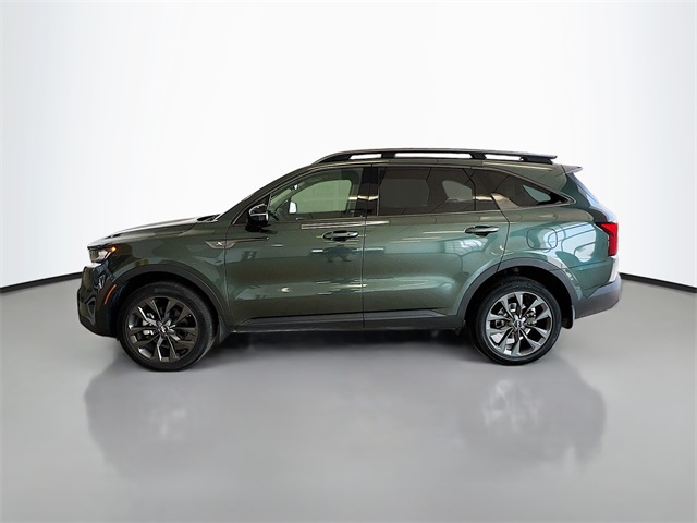 2023 Kia Sorento LX photo 3