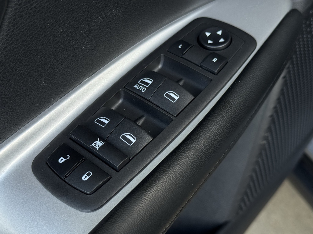 2015 Dodge Journey SXT photo 5