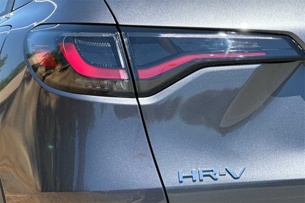 2026 Honda HR-V LX photo 26