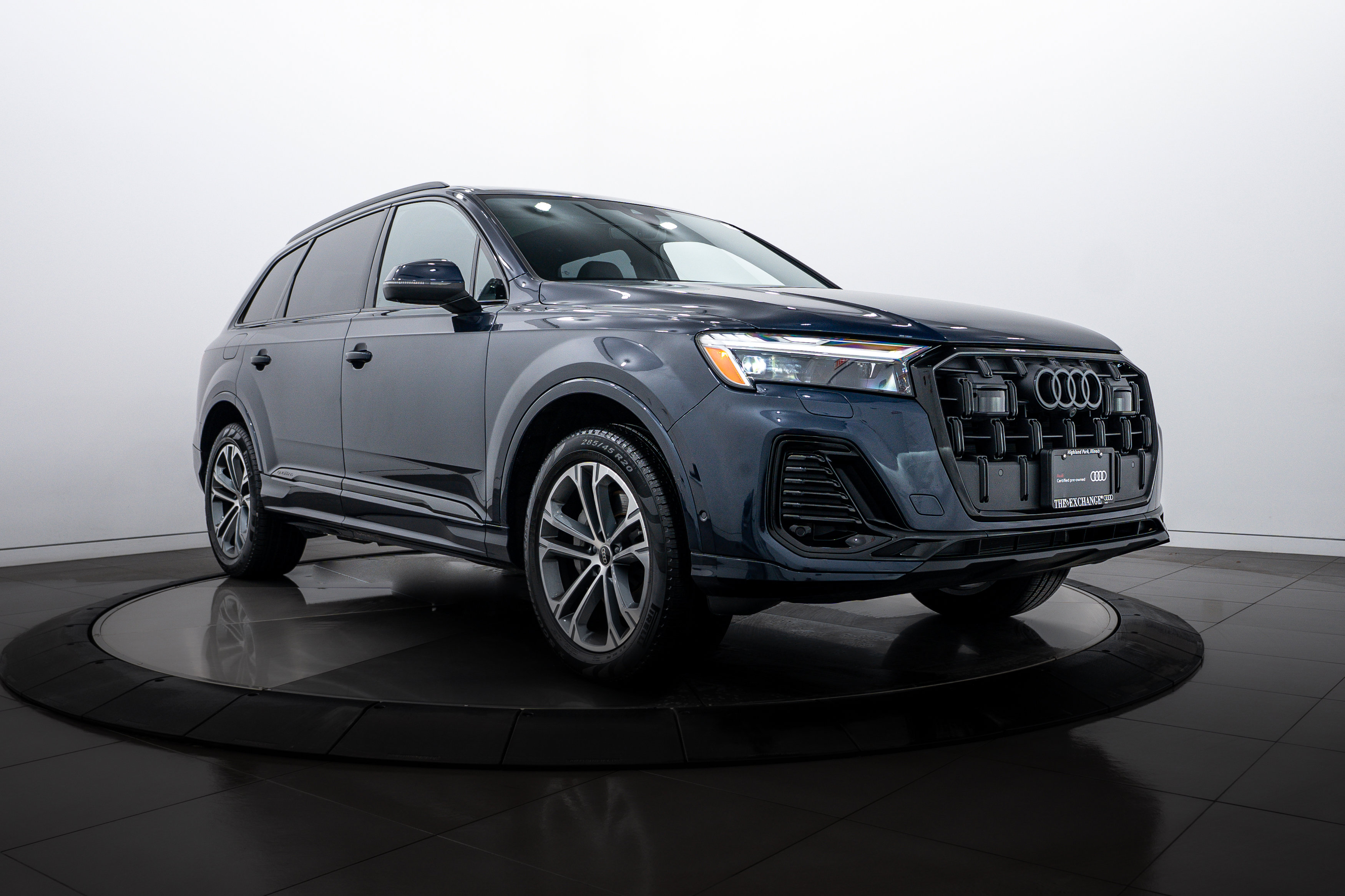 2025 Audi Q7 Premium Plus's photo