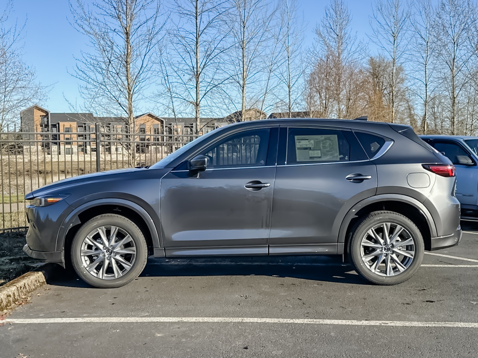 2025 Mazda CX-5 2.5 Premium Plus photo 6