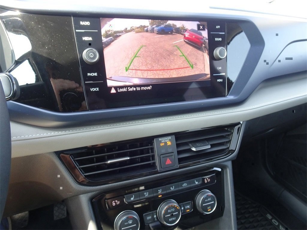 2024 Volkswagen Taos SE photo 15