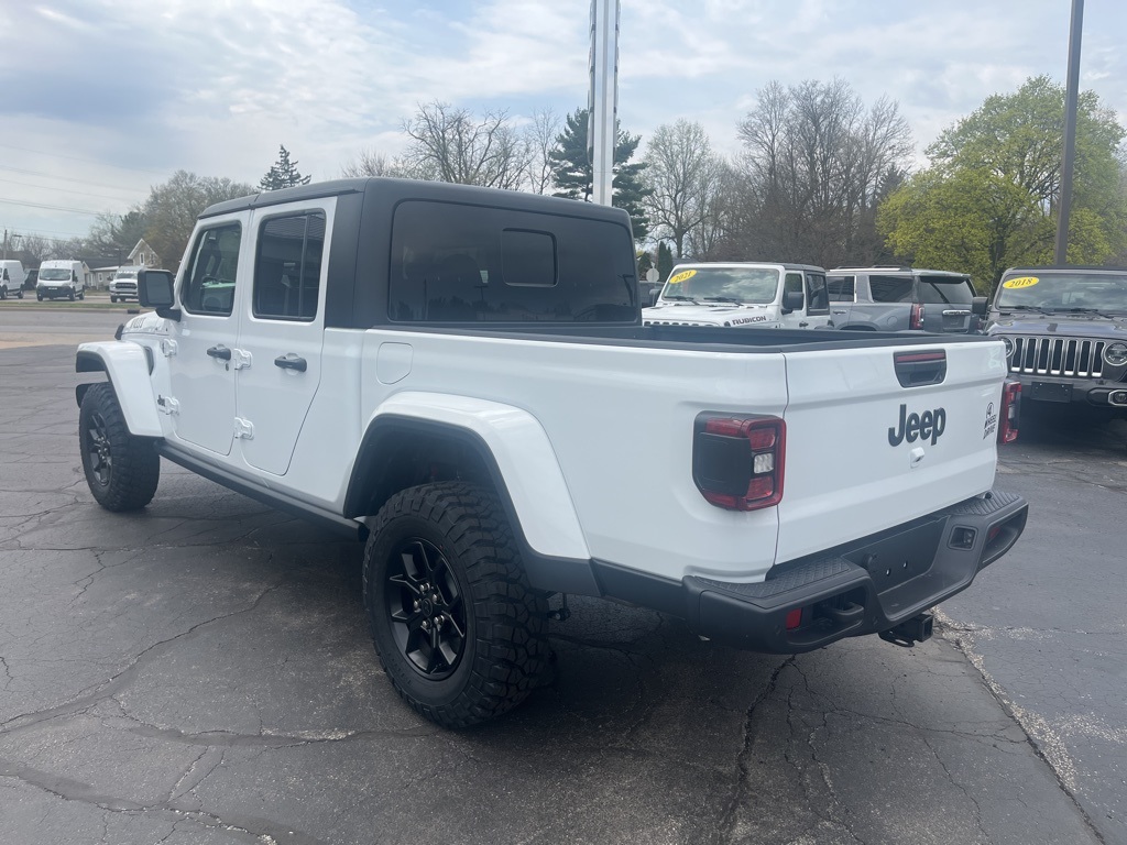 2025 Jeep Gladiator Willys photo 5
