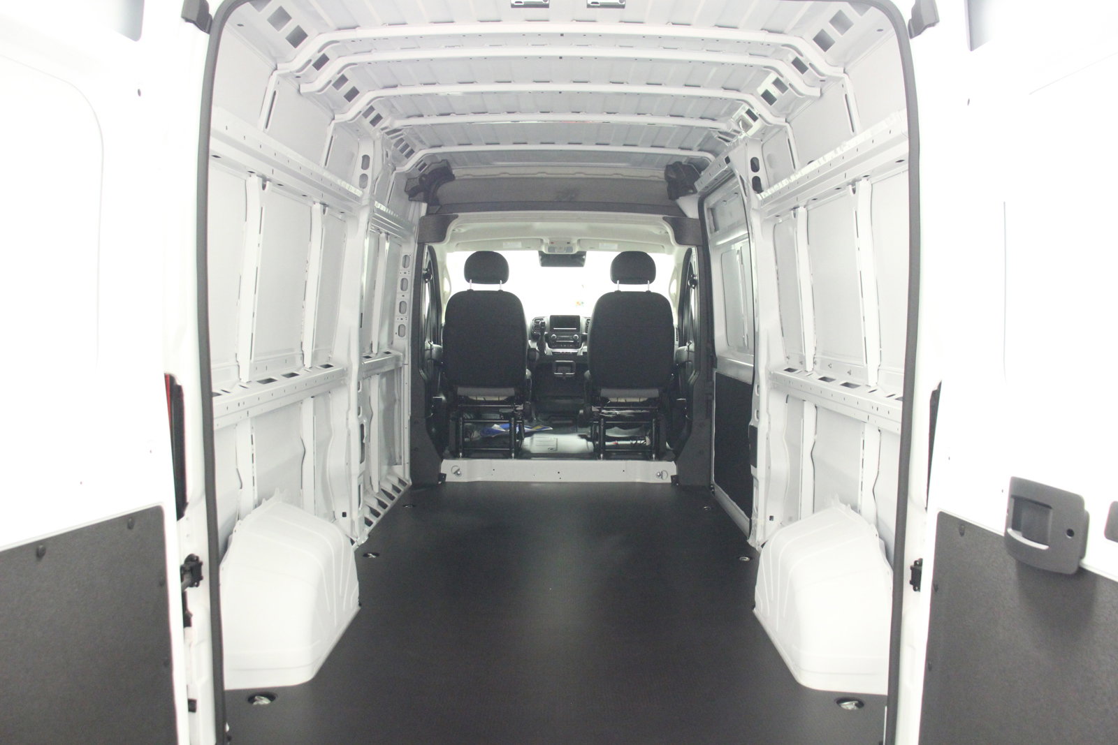 2025 Ram ProMaster 2500 photo 11