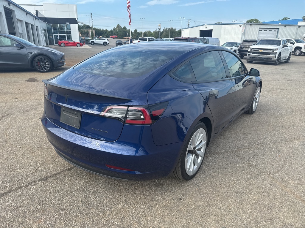 2023 Tesla Model 3 photo 3
