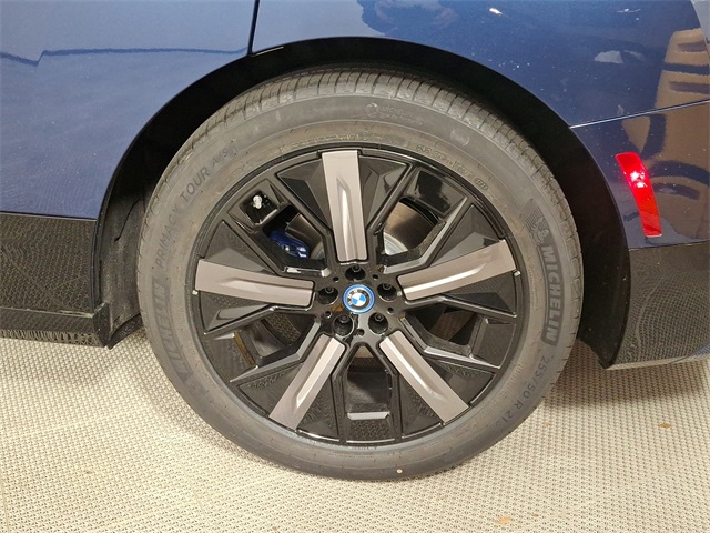 2025 Bmw iX photo 7